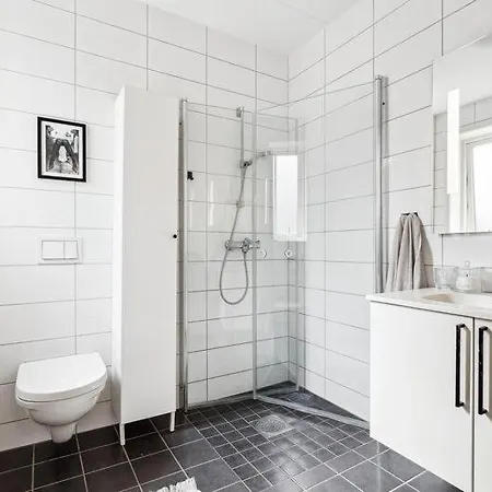 Hus Med Parkering, Stor Balkong Og Naer Metrobuss! Apartment