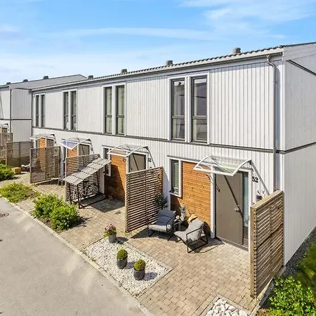 Hus Med Parkering, Stor Balkong Og Naer Metrobuss! Apartment
